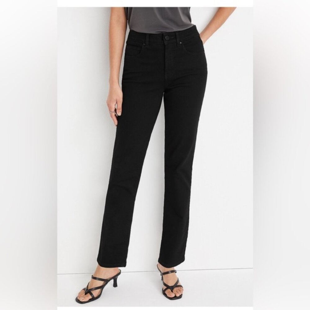 Maurices Everflex Jeans Straight High Rise - Size 18 - Black - NWT